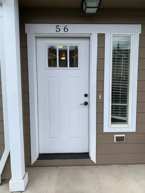 Entry Way - 52-56 S Haskell St, Central Point, OR 97502 photo 1 of 2