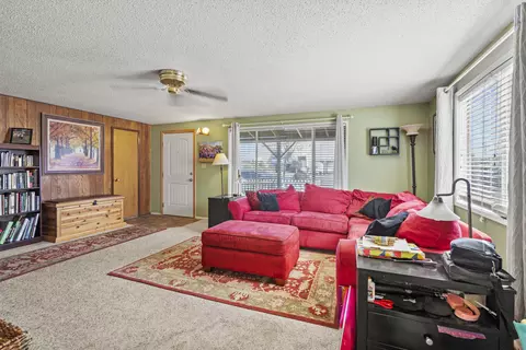 Living - 52-56 S Haskell St, Central Point, OR 97502 photo 1 of 5