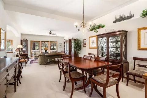 Dining - 60877 Willow Creek Loop, Bend, OR 97702 photo 2 of 2