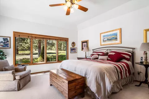Bedroom - 60877 Willow Creek Loop, Bend, OR 97702 photo 2 of 4