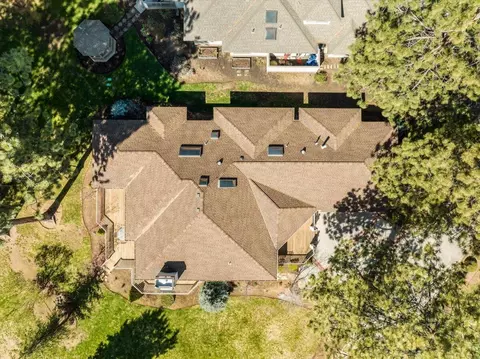 View/Area - 60877 Willow Creek Loop, Bend, OR 97702 photo 2 of 7