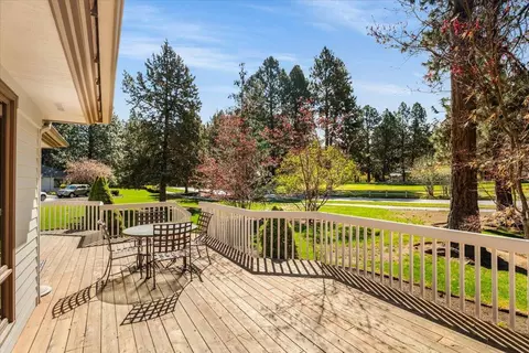 Exterior - 60877 Willow Creek Loop, Bend, OR 97702 photo 5 of 9