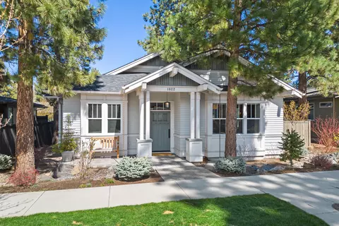 1822 NW Fields St, Bend, OR 97703 photo 2