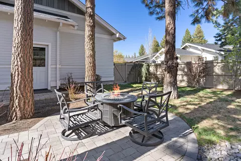 1822 NW Fields St, Bend, OR 97703 photo 38