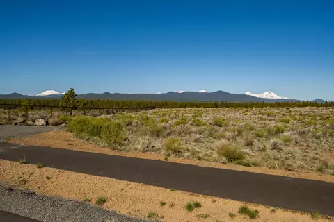 62907 Levins Ln, Bend, OR 97703 photo 22