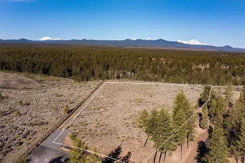 62907 Levins Ln, Bend, OR 97703 photo 8