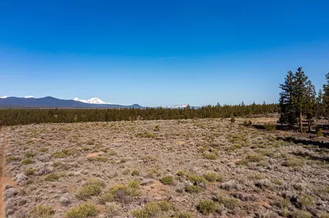 62907 Levins Ln, Bend, OR 97703 photo 12