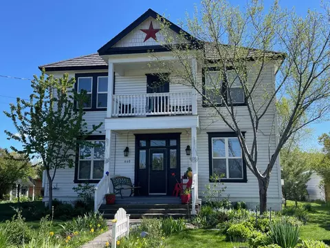 650 NW 2nd St, Prineville, OR 97754