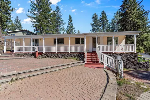 60944 Mcmullin Dr, Bend, OR 97702