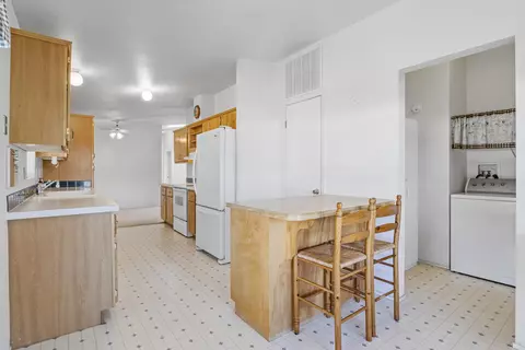 8401 Old Stage Rd #23, Central Point, OR 97502