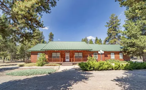 52841 Meadow Ln, La Pine, OR 97739