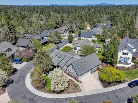 61186 Ridgewater Loop, Bend, OR 97702 photo 32
