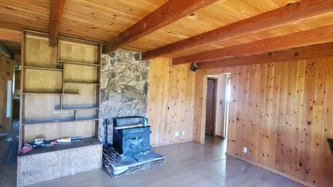 Living - 3505 Obenchain Rd N, Eagle Point, OR 97524 photo 1 of 2