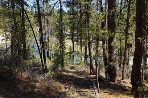 View/Area - 53520 Wildriver Way, La Pine, OR 97739 photo 3 of 8