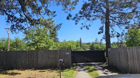 28243 Redwood Hwy, Cave Junction, OR 97523