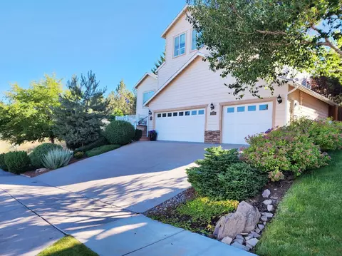 1509 Red Bud Dr, Klamath Falls, OR 97601