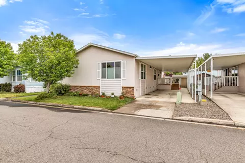 10 E South Stage Rd #514, Medford, OR 97501