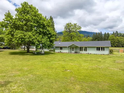 3300 Cedar Flat Rd, Williams, OR 97544 photo 2