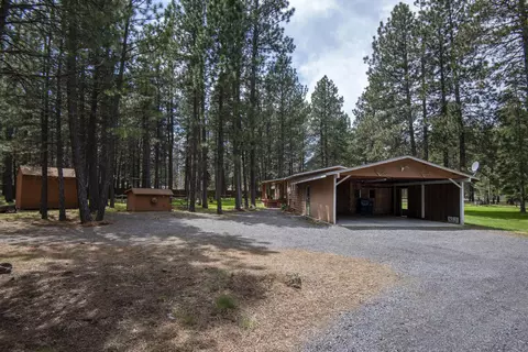14800 Bluegrass Loop, Sisters, OR 97759 photo 3