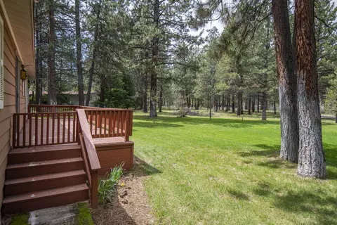 14800 Bluegrass Loop, Sisters, OR 97759 photo 5