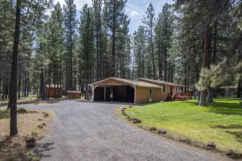 14800 Bluegrass Loop, Sisters, OR 97759 photo 4