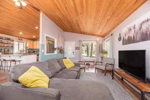 16915 Indio Rd, Bend, OR 97707 photo 4