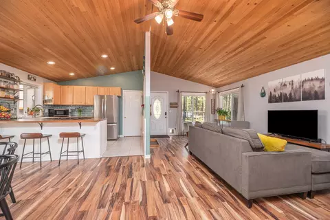 16915 Indio Rd, Bend, OR 97707 photo 5