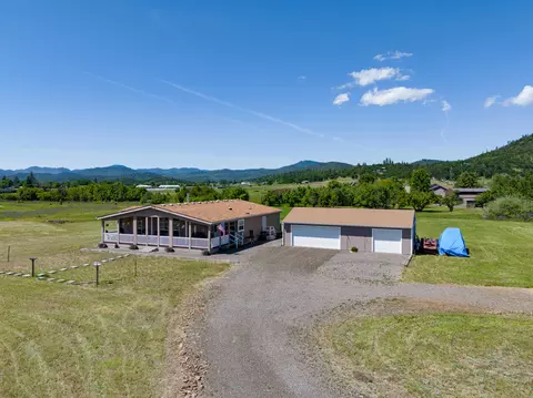 14399 Avalon Dr, Eagle Point, OR 97524 photo 45