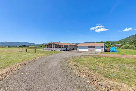 14399 Avalon Dr, Eagle Point, OR 97524 photo 26