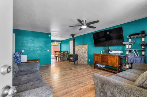 320 3rd St, Metolius, OR 97741 photo 3