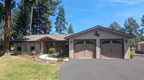 69768 W Meadow Pkwy, Sisters, OR 97759