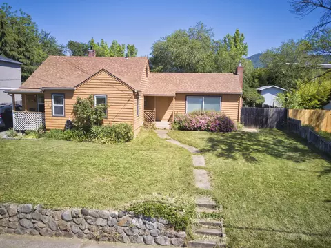 804 NE A St #309784, Grants Pass, OR 97527