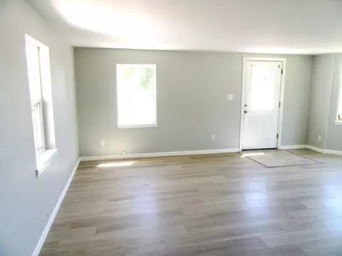 330 1st St, Tulelake, CA 96134 photo 3