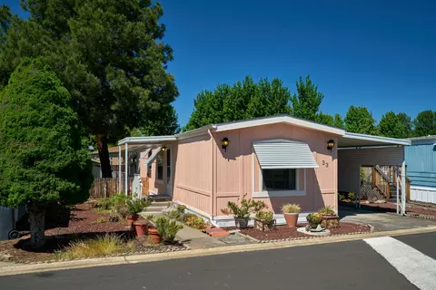 3431 S Pacific Hwy #33, Medford, OR 97501