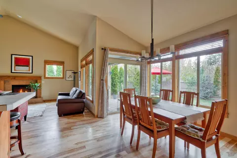 Dining - 60805 Whitney Pl, Bend, OR 97702 photo 1 of 1