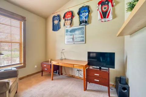 Other - 60805 Whitney Pl, Bend, OR 97702 photo 2 of 12