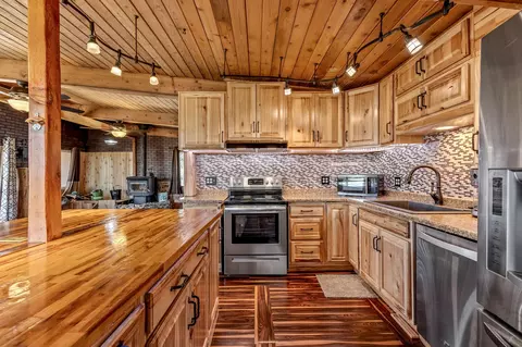 11444 NW Lister Ave, Prineville, OR 97754