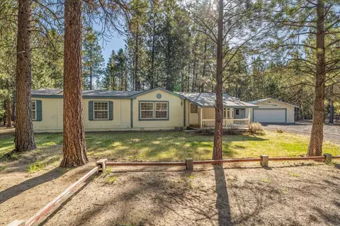 52080 Finger Cone, La Pine, OR 97739 photo 2