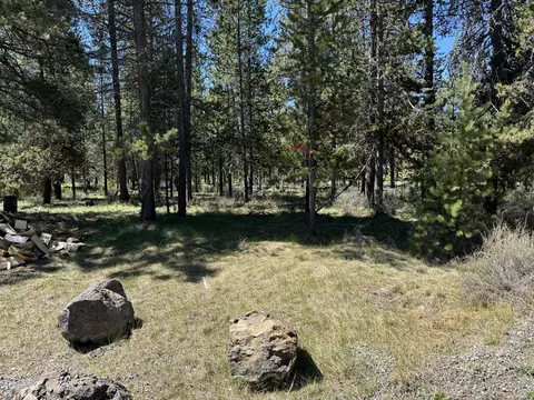 56522 Stellar Dr, Bend, OR 97707
