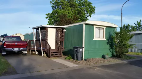 2622 Falcon St #SPC 71, White City, OR 97503
