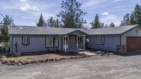 8223 SW Crater Loop Rd, Terrebonne, OR 97760