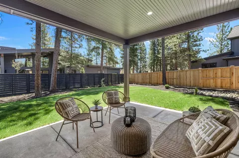 62580 NW Woodsman Loop, Bend, OR 97703 photo 40