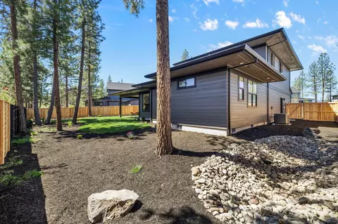 62580 NW Woodsman Loop, Bend, OR 97703 photo 41
