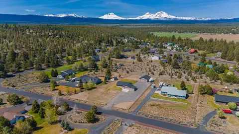 View/Area - 66549 Ponderosa Loop, Bend, OR 97703 photo 3 of 4