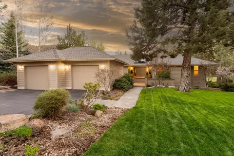 2767 NW Champion Cir, Bend, OR 97703