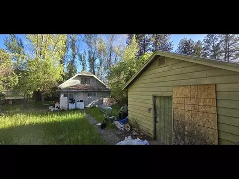 419 E Ash St, Chiloquin, OR 97624 photo 2
