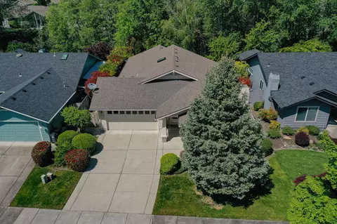 3339 Edgewater Dr, Medford, OR 97504