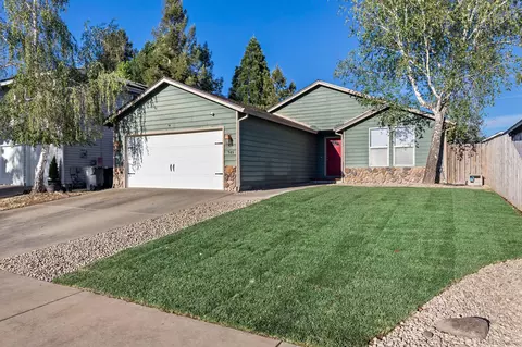 745 Tami Rd, Grants Pass, OR 97526