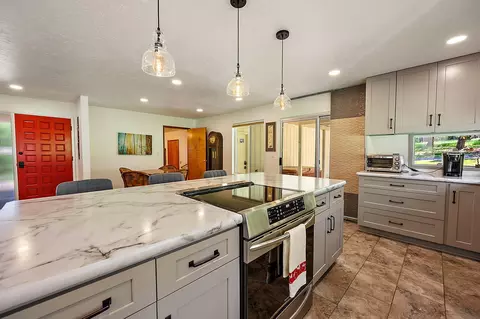 1455 Summit Loop, Grants Pass, OR 97527 photo 7