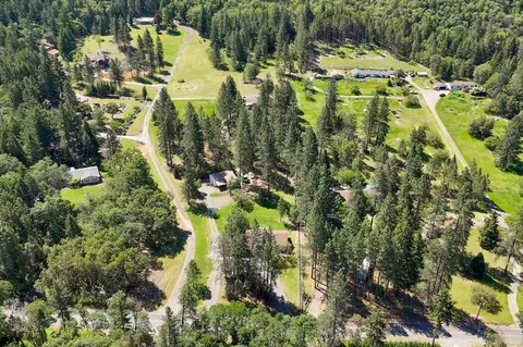 1455 Summit Loop, Grants Pass, OR 97527 photo 52